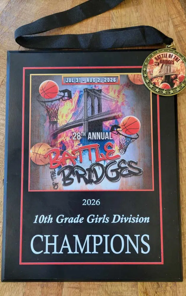 Lady Bulldogs Battle of the Bridges Champion Plaque Lady Bulldogs Battle of the Bridges Champion Plaque