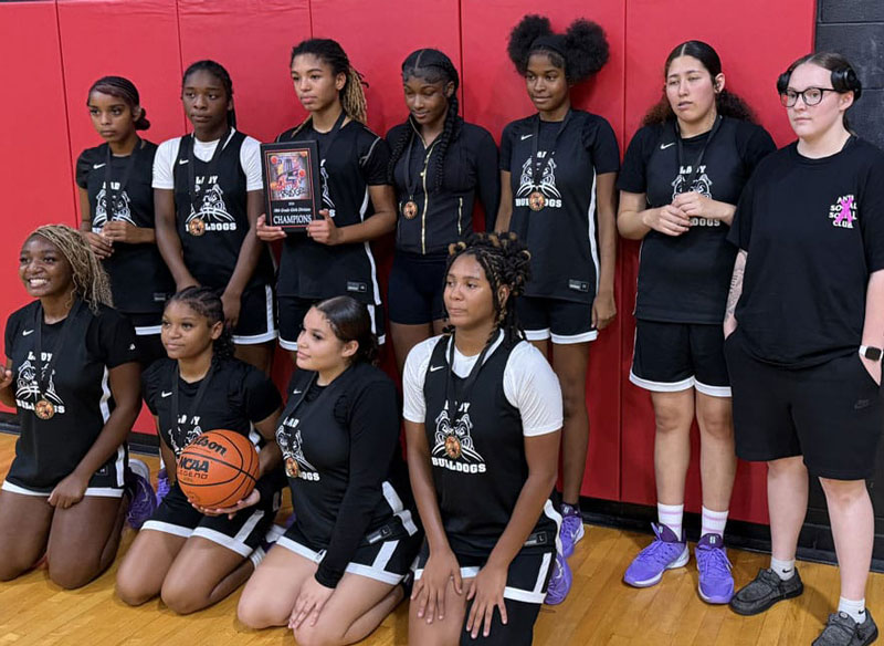 Youth Services Lady Bulldogs Girls Louisville Kentucky Trip